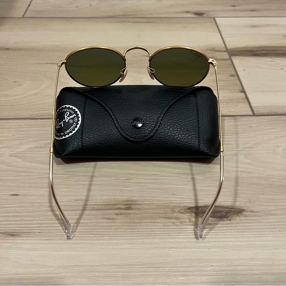 Ray-Ban Round Flash Lenses in Blue - Picture 4 of 4